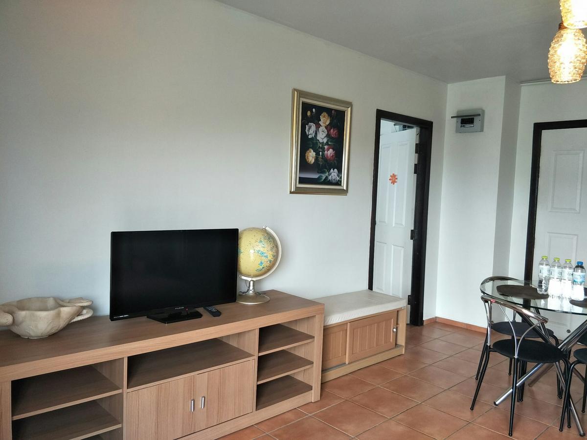 Lomsabai Apartments Bangsaen Exterior foto